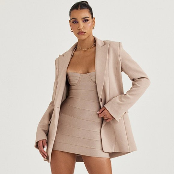 HOUSE OF CB 'Marta' Latte Oversized Blazer NWOT - Picture 3 of 5